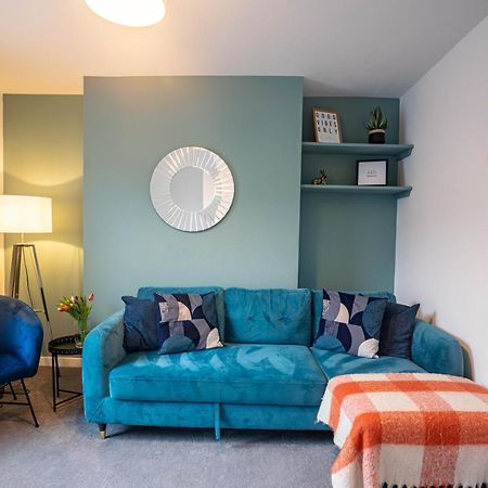 The Becket - Three Bedroom City Centre House With Parking Canterbury Exterior foto