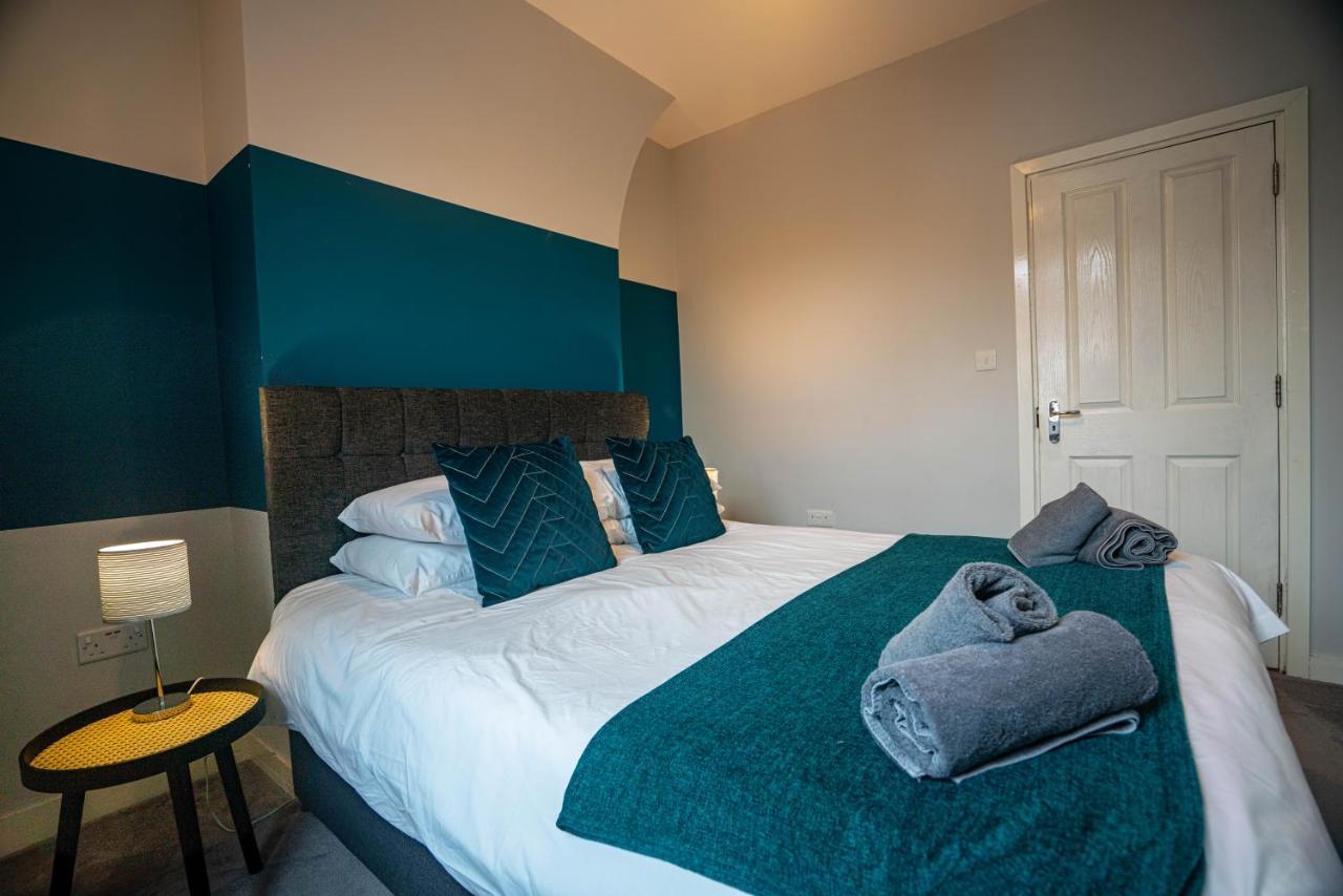 The Becket - Three Bedroom City Centre House With Parking Canterbury Exterior foto